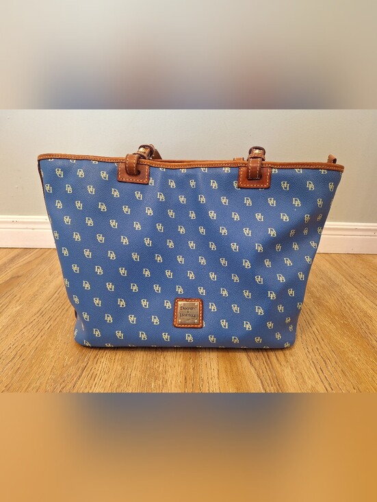 Dooney & Bourke Handbags - Dooney & Bourke Gretta Leisure Shopper Tote